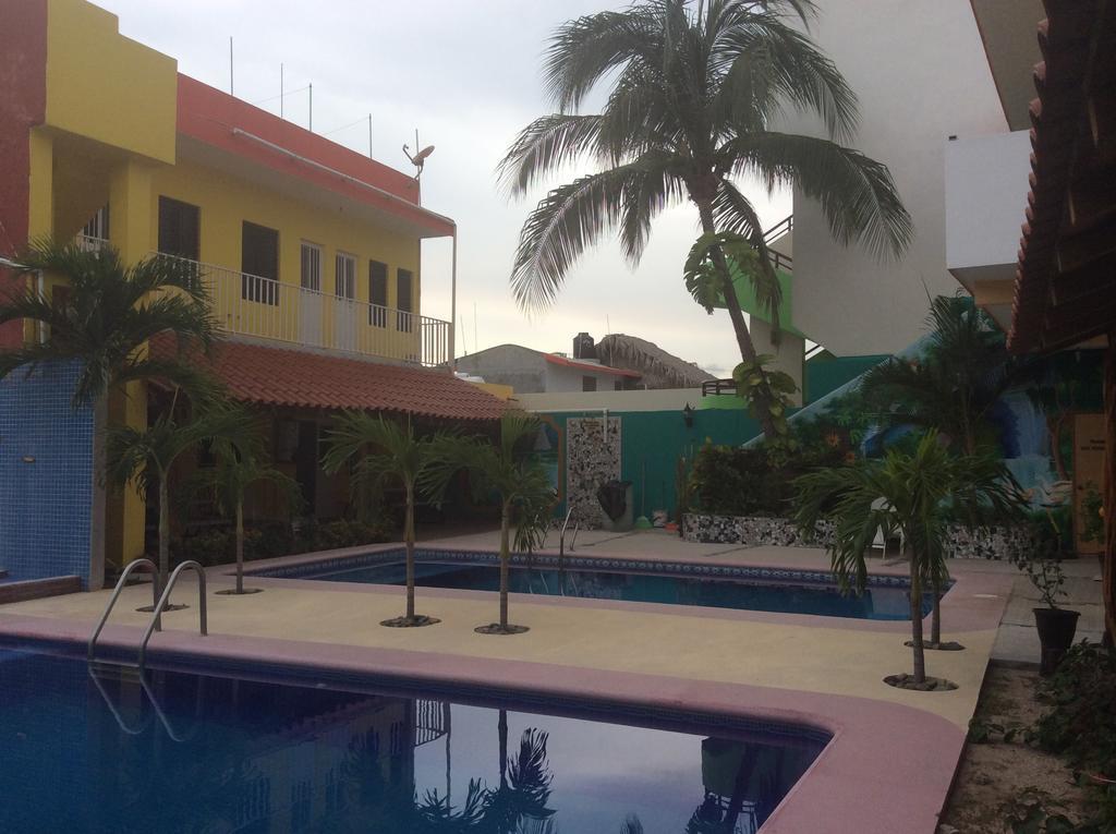 Bungalows Casa Grande Aparthotel San Patricio Melaque Exterior photo