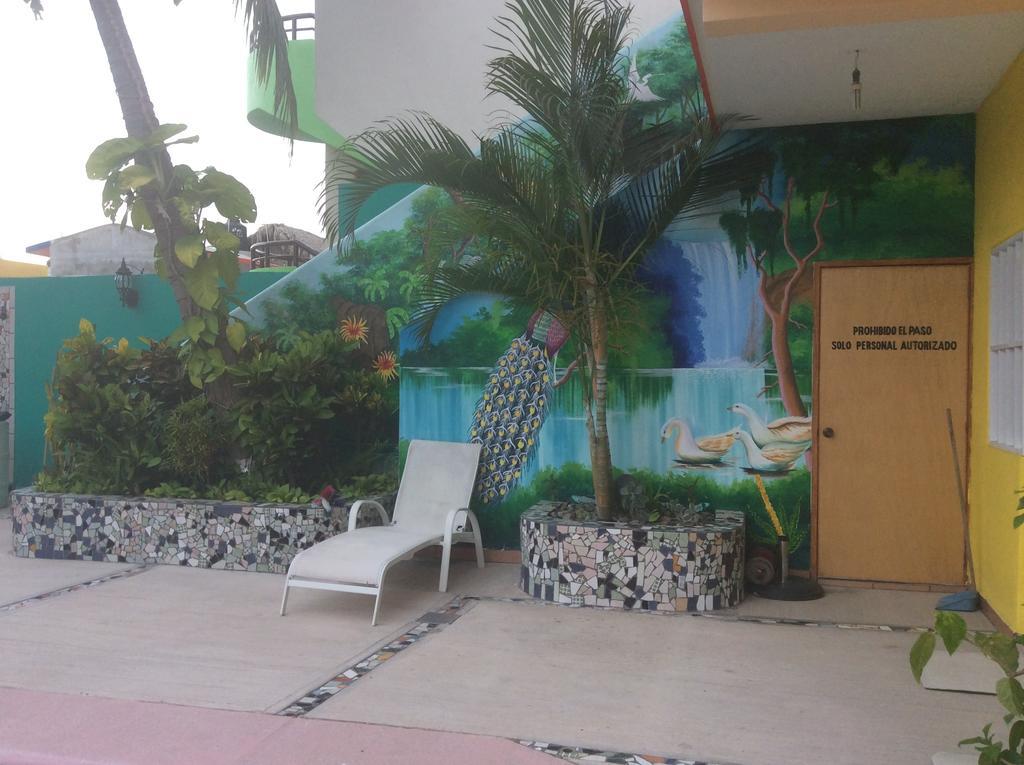 Bungalows Casa Grande Aparthotel San Patricio Melaque Exterior photo